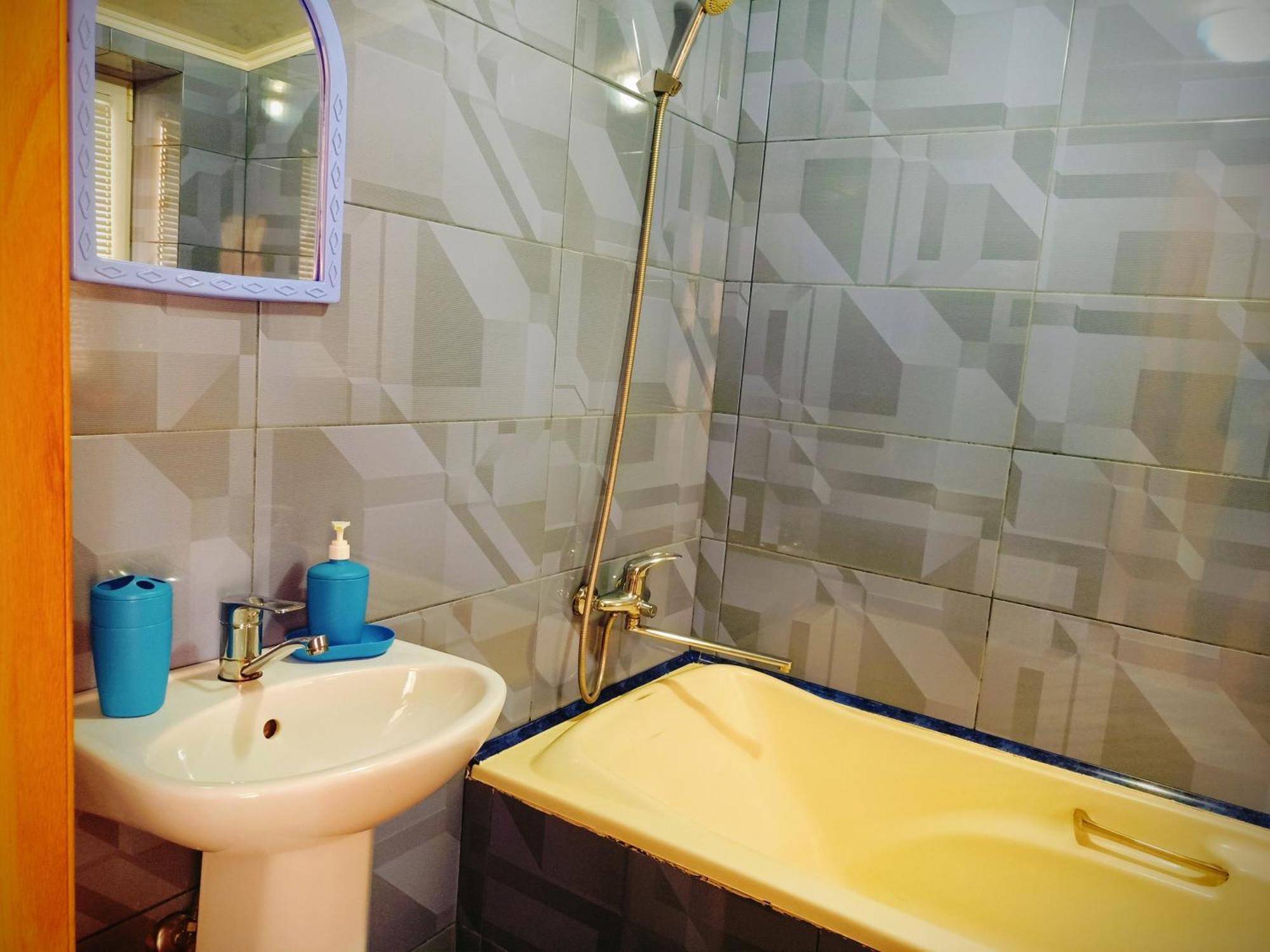 Apartment On Hoholya 90 Kropyvnytskyi Bagian luar foto